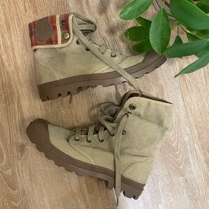 Palladium Baggy Boots